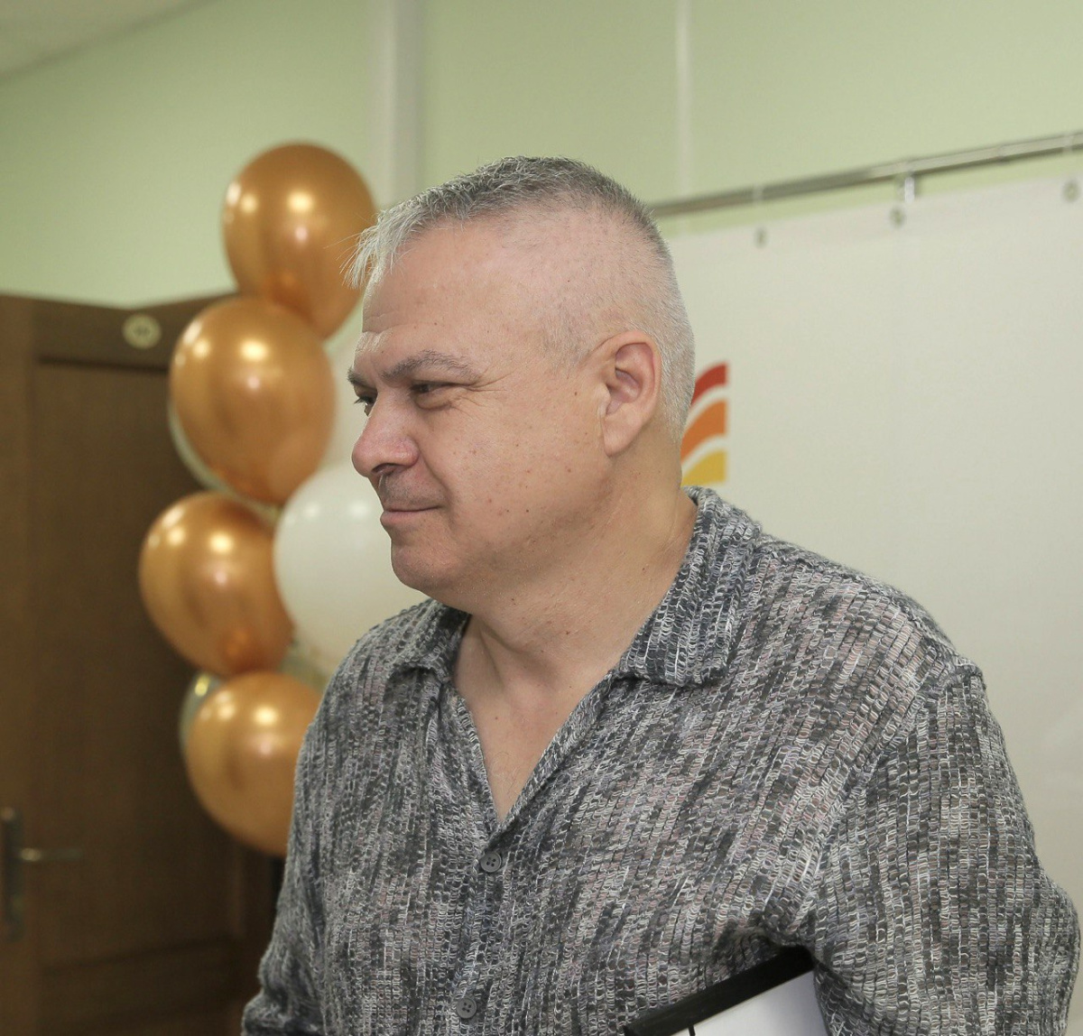 Александр Момот